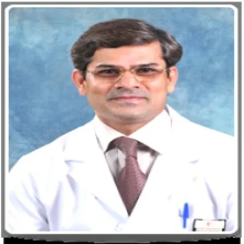 د. رزوان خان اخصائي في جراحة عامة