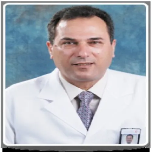 د. محمد عبد المطلب اخصائي في القلب والاوعية الدموية