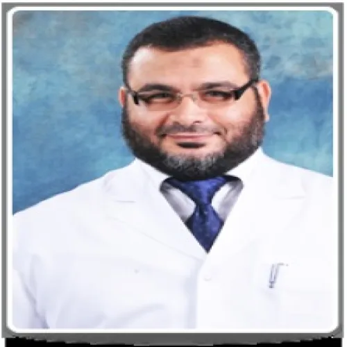 د. محمد عبدالرحمن اخصائي في الجهاز الهضمي والكبد