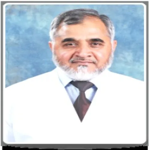 د. محمد اشرف اخصائي في الأنف والاذن والحنجرة