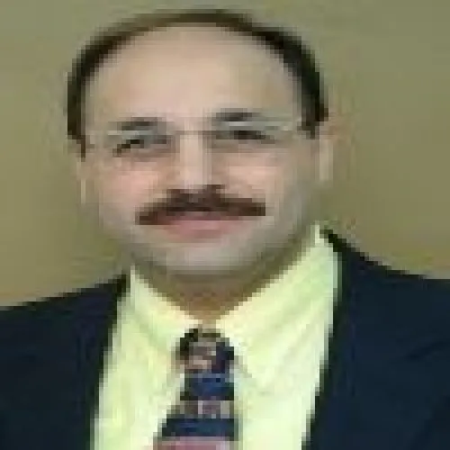 د. محمد سامر عبد الواحد اخصائي في جراحة الكلى والمسالك البولية والذكورة والعقم
