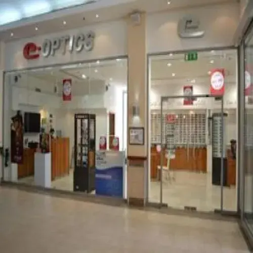 E Optics اخصائي في 