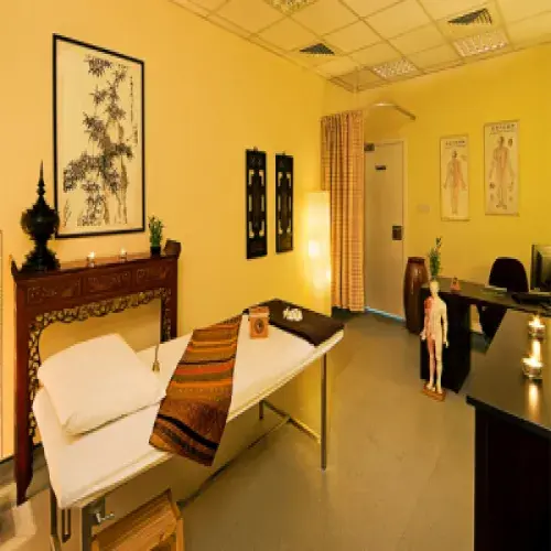 مركز دبي الطبي و العلاج بالاعشاب اخصائي في طب الاعشاب