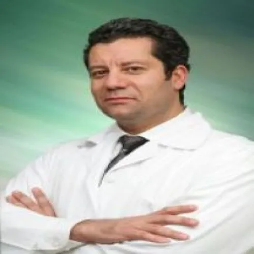 د. محمد دياب اخصائي في طب اسنان