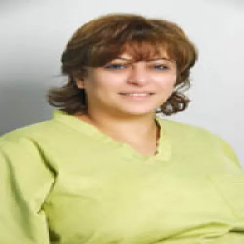 د. شيرين المرشدي اخصائي في طب اسنان
