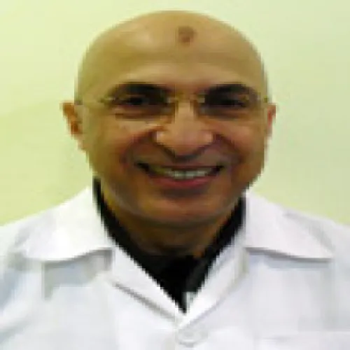 د. اشرف متولي اخصائي في تخدير وانعاش
