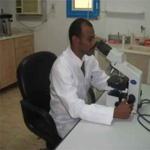 مستوصف الزلفي الطبي اخصائي في 