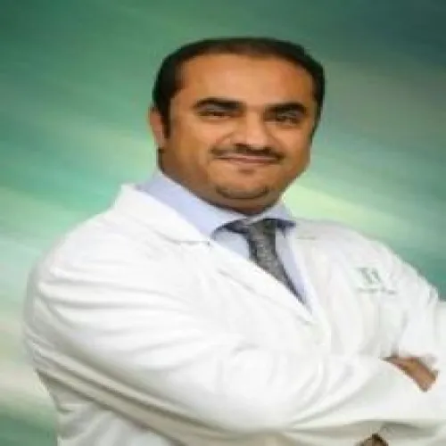 د. صقر السريع اخصائي في الجهاز الهضمي والكبد