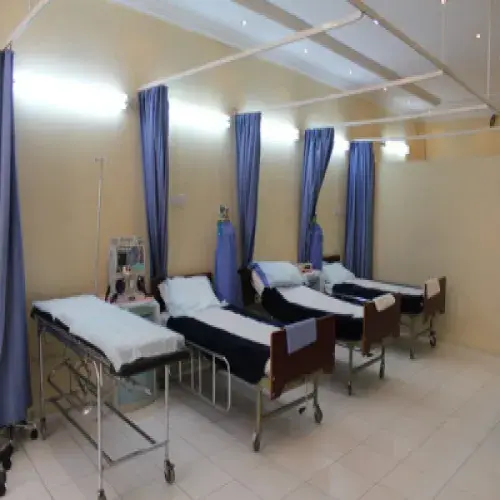 مستوصف النميص الطبى اخصائي في 