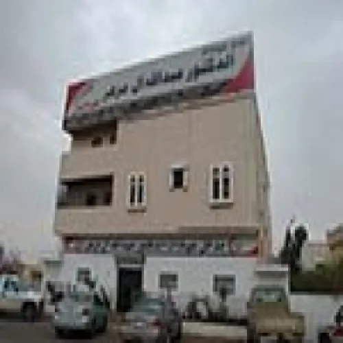 مستوصف عبدالله ال مزهر اخصائي في 