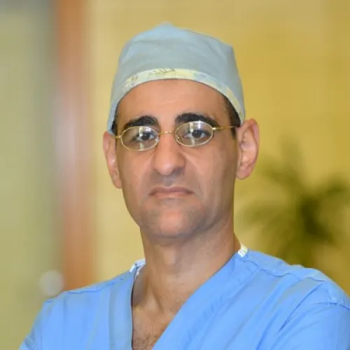 د. اشرف عبدالموجود علي بسيوني اخصائي في تخدير وانعاش