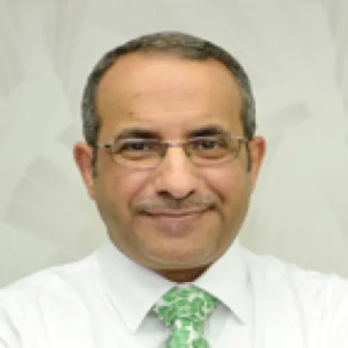 د. منصور عجيل الشمرى اخصائي في طب عيون