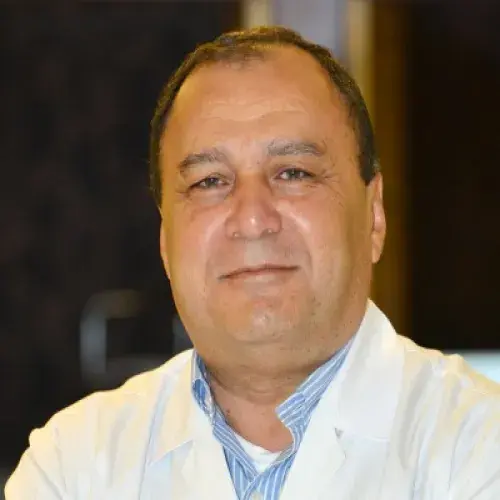 د. ابو بكرسليم اخصائي في طب عيون