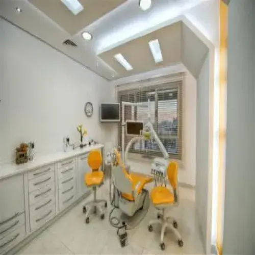 مركز 23 لطب الاسنان اخصائي في طب اسنان