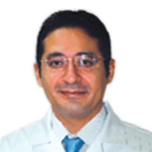 د. نجيب عبد الله الغانم اخصائي في امراض الجهاز التنفسي