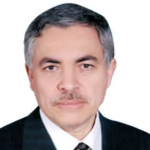 د. محمد هانى سالم اخصائي في طب عيون