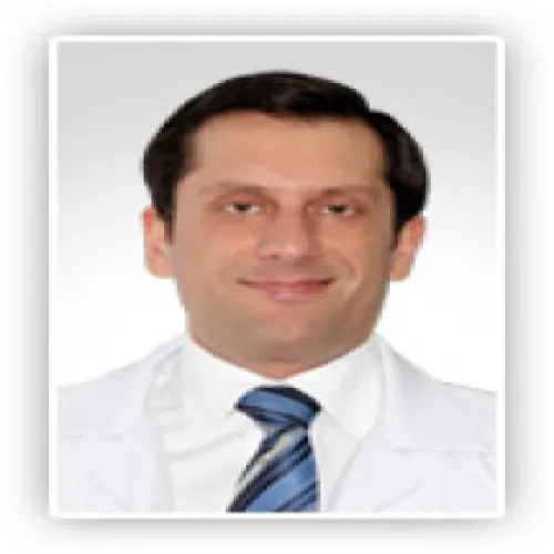 د. خالد الدردري اخصائي في باطنية