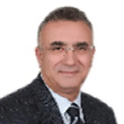 د. هشام محمد عبد الفتاح اخصائي في جراحة العظام والمفاصل