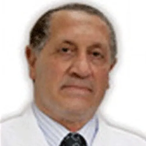 د. احمد سالم اخصائي في الجلدية والتناسلية