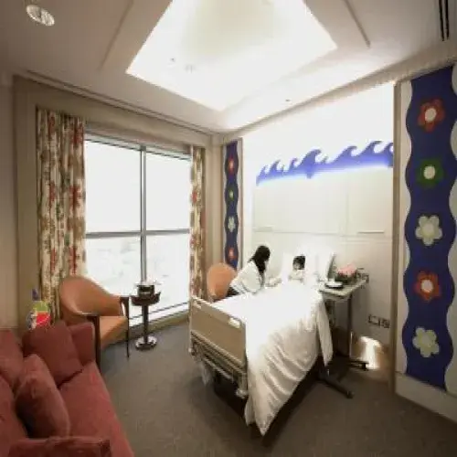 مستشفى رويال حياة اخصائي في 