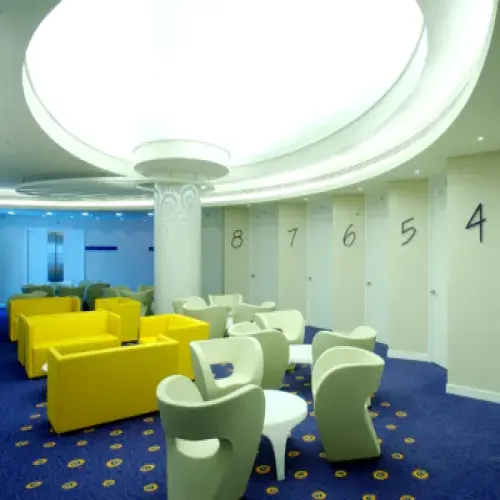 مستشفى مورفيلدز دبي للعيون اخصائي في طب عيون