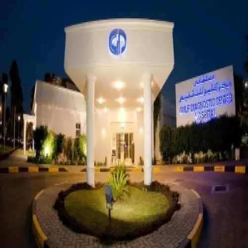 مستشفى مركز الخليج للتشخيص اخصائي في 