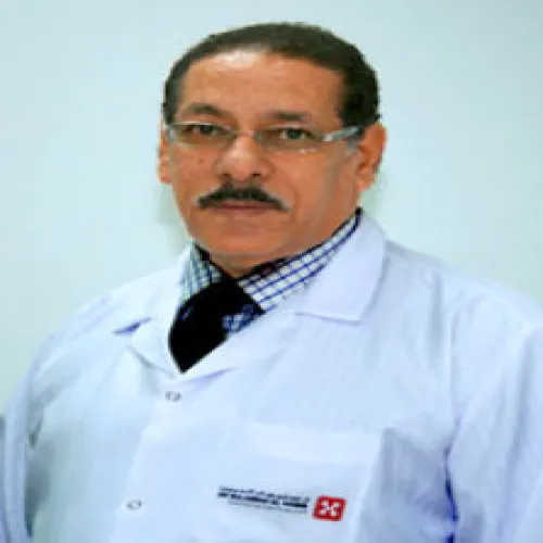 د. عزمي عمر اخصائي في جراحة الكلى والمسالك البولية والذكورة والعقم
