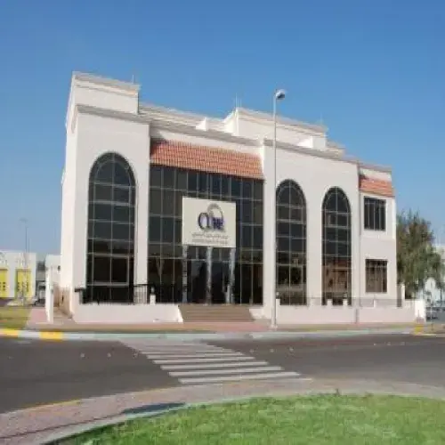 مركز ادفانس كيور التشخيصي اخصائي في