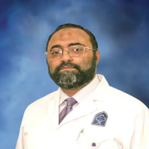 د. علي سلطان اخصائي في جراحة العظام والمفاصل