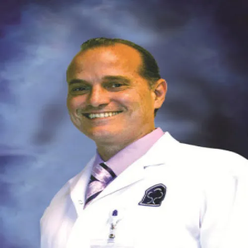 د. ماثيو تريسي اخصائي في الطب الشرقي والوخز بالإبر