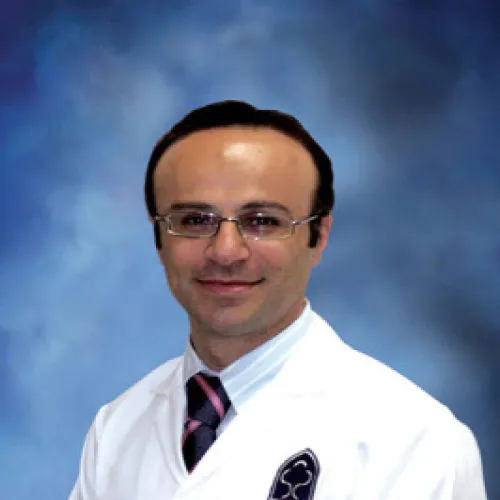 الدكتور فريد نيكولاس كساب اخصائي في جراحة العظام والمفاصل