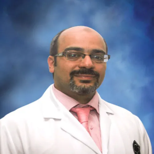 د. محمد مصطفى اخصائي في القلب والاوعية الدموية