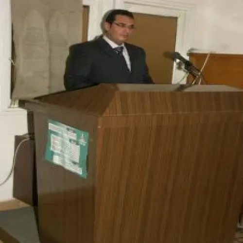 الدكتور ابراهيم حمدى اخصائي في طب عام