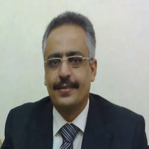 د. حسام محمد علي طوير اخصائي في طب عام