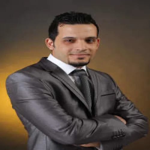 الدكتور عمران بشتاوي اخصائي في طب عام