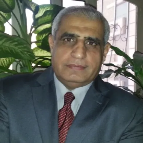 الدكتور عصام جابر الزويني اخصائي في طب أطفال