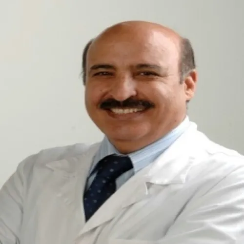 الدكتور زيد السكر اخصائي في الجلدية والتناسلية