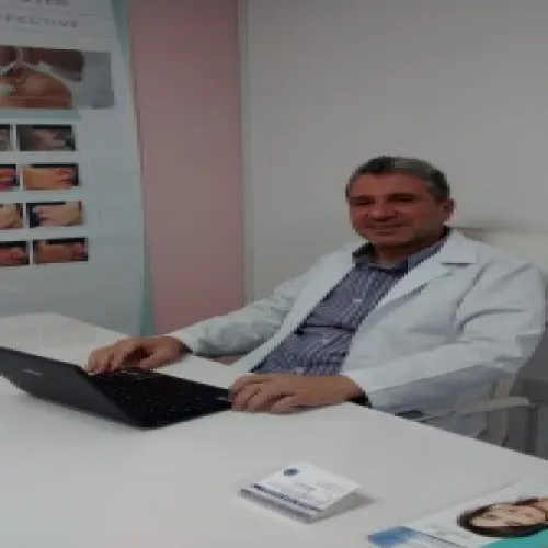 الدكتور سعيد قبلان اخصائي في الجلدية والتناسلية
