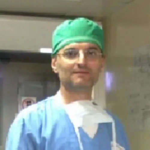 الدكتور عماد بريش اخصائي في جراحة العظام والمفاصل