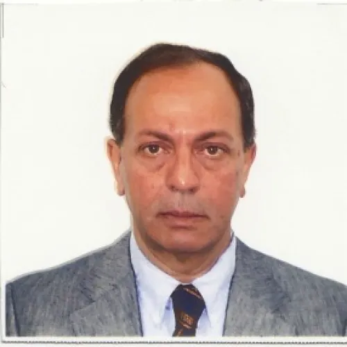 الدكتور ابراهيم بسيوني اخصائي في جراحة الكلى والمسالك البولية والذكورة والعقم