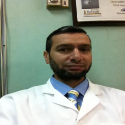 د. احمد البهنسي اخصائي في طب عيون