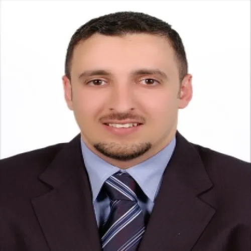 د. بكر شلال حبيب اخصائي في امراض الدم والاورام