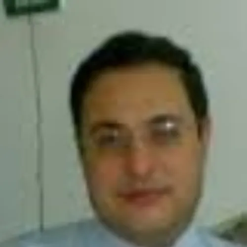 الدكتور نبيل سمير ويصا اخصائي في باطنية