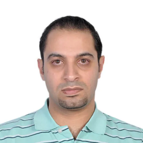 الدكتور احمد الدم اخصائي في طب اسنان