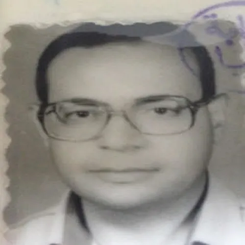 الدكتور احمد عبد السلام عمرو اخصائي في باطنية