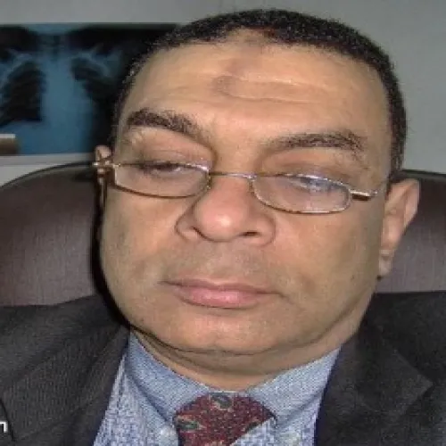 الدكتور احمد عبدالرحمن علي اخصائي في الحساسية والمناعة 