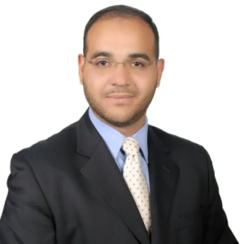الدكتور عمار رشدي عبد الفتاح اخصائي في طب اسنان/اطفال
