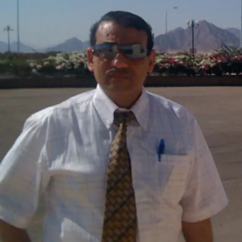 الدكتور ابراهيم خليل ابراهيم اخصائي في الروماتيزم والمفاصل