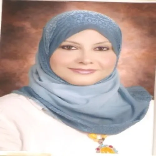 الدكتورة ايمان فتحي محمود اخصائي في باطنية