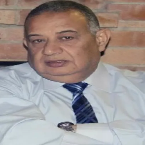 الدكتور مختار عبد الفتاح الشاذلي اخصائي في الأنف والاذن والحنجرة